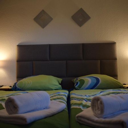 Hotel Haus Am Meer Бюзум Экстерьер фото
